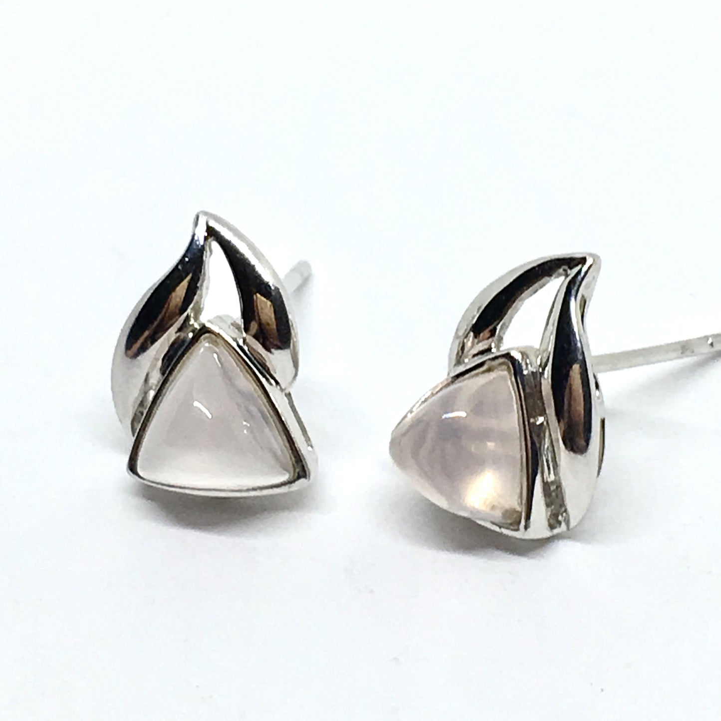 Accessories > Jewelry - Unique Torpedo Cut Pink Quartz Sterling Silver Stud Earrings