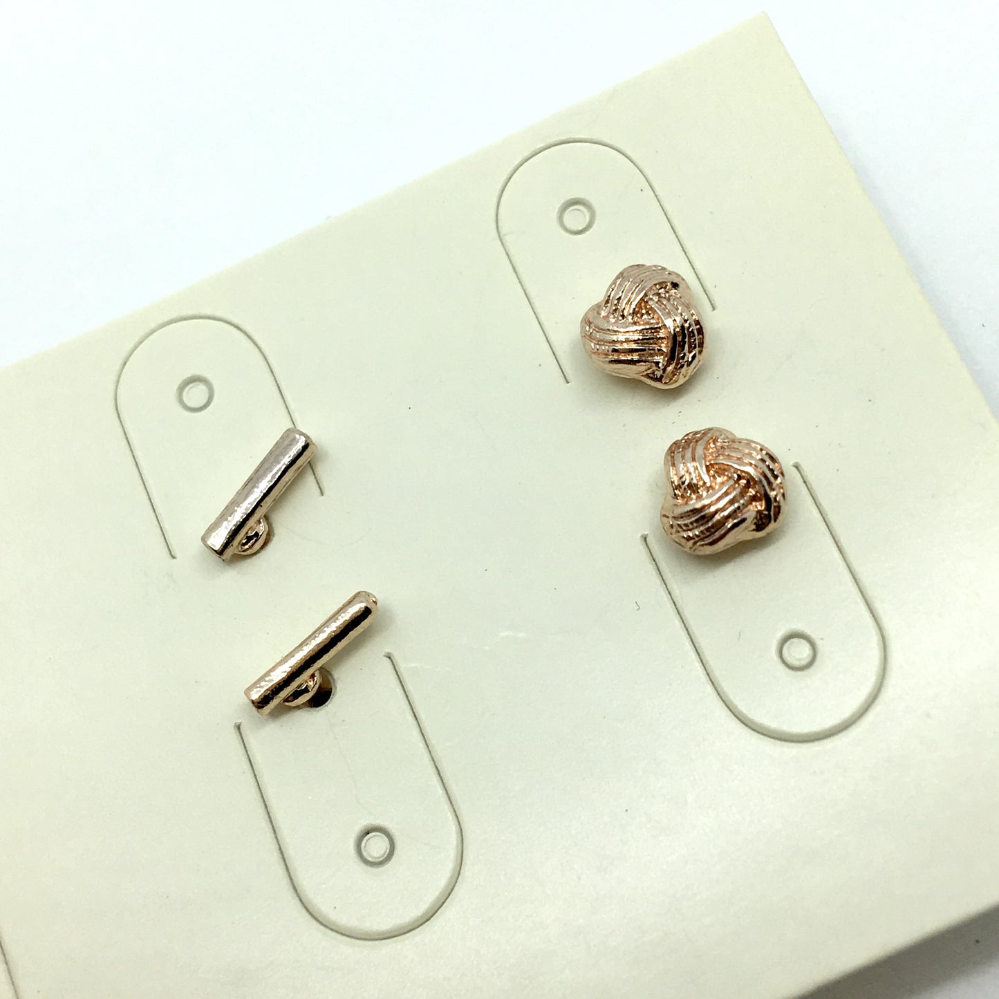 Fashion Jewelry | 3 pairs of chic modern-style small pink gold stud earrings