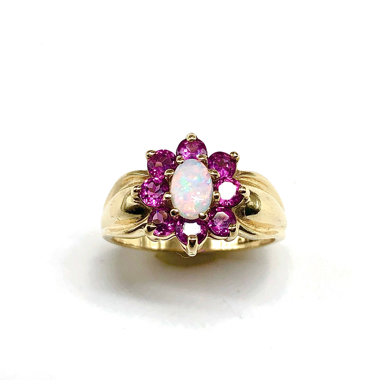 Beautiful 10k Gold Opal Gemstone Ring!