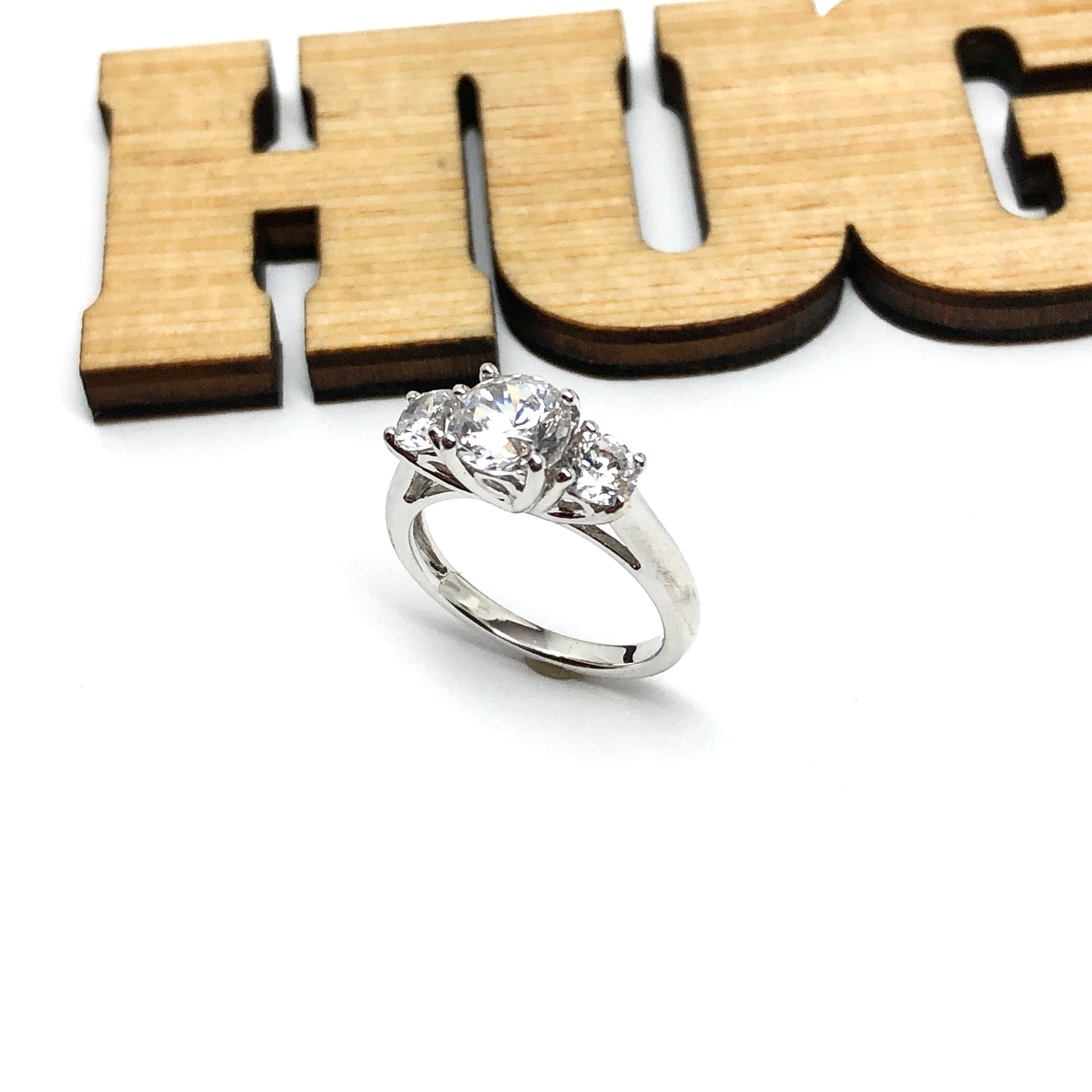 Sterling Silver Stylish 3 Stone Cz Ring sz4.25