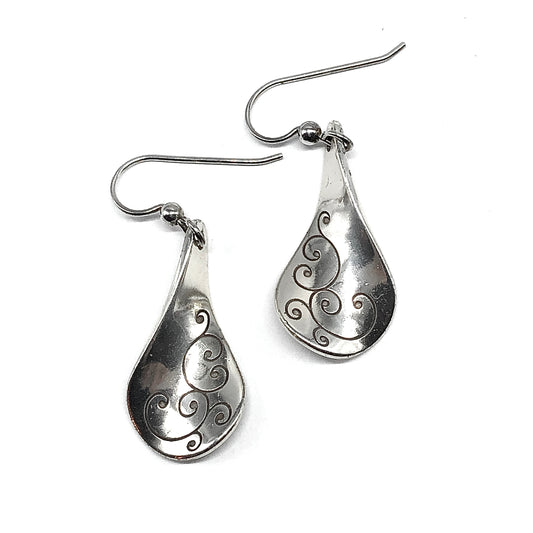 Earrings Womens Silver Fishing Spoon Style Scrolling Dangle Earrings - Blingschlingers