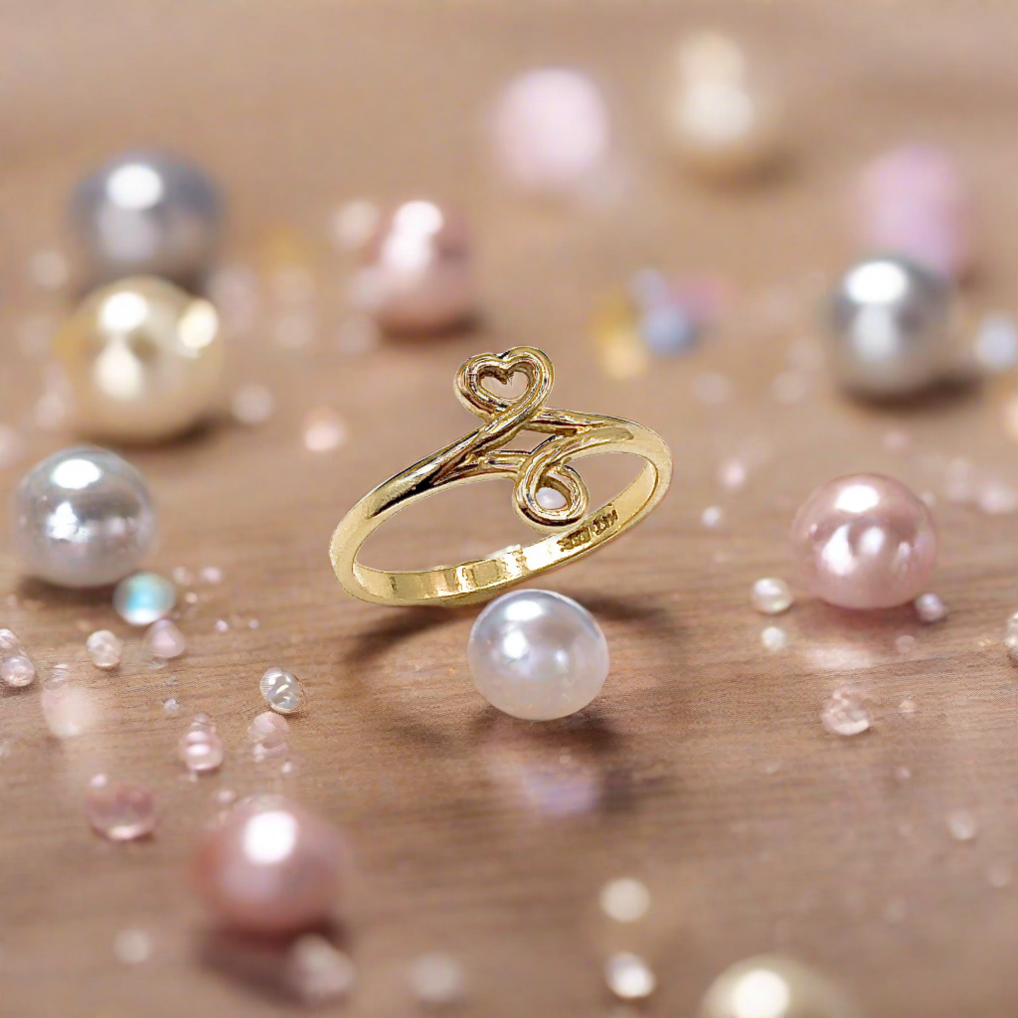 14k Gold Ring, Women's Beautiful Petite Mini Heart Half Infinity Design 14k Gold Ring - Blingschlingers Discount Estate Jewelry