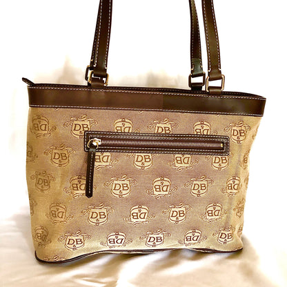 Shoulder bag - Womens Authentic Dooney & Bourke Donegal Collection Leather Signature Purse / Shoulder Bag