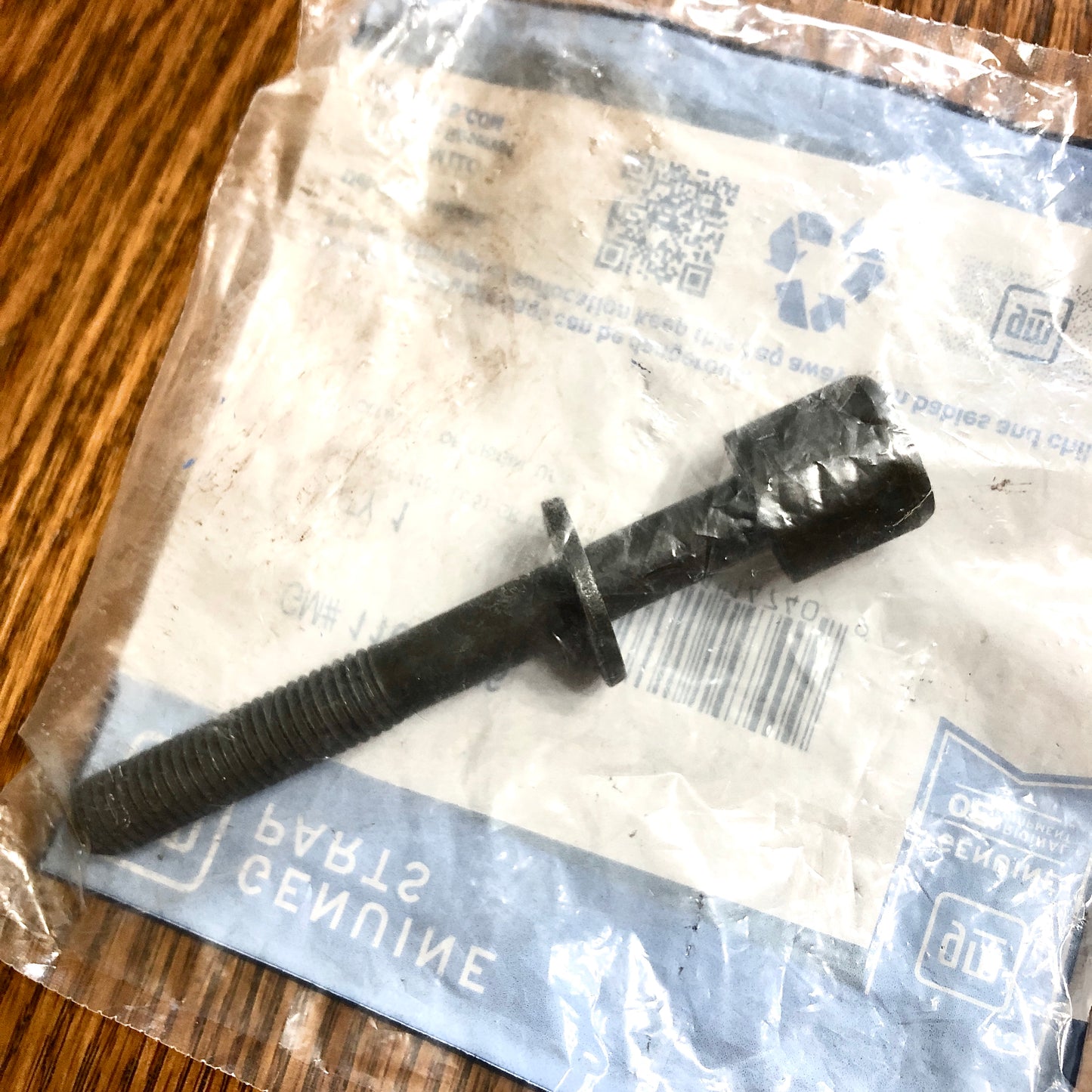 Engine Cylinder Head Bolt GM part #11611976