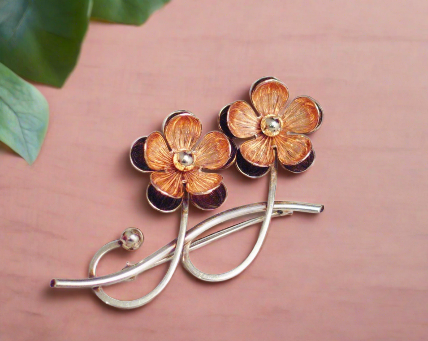Vintage 10k Rose & White Gold Flower Brooch Lapel Pin