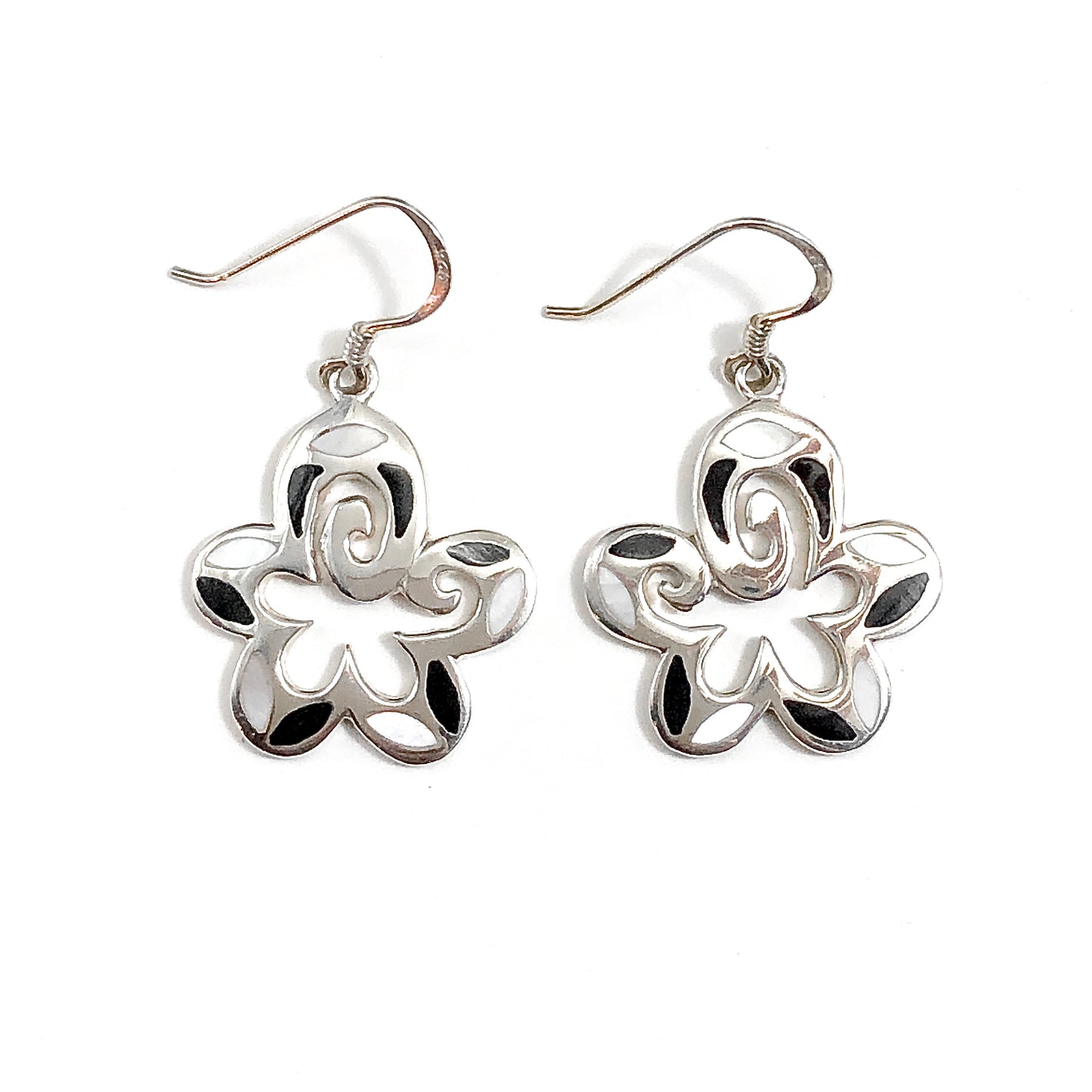 Dangling Black White Flower Sterling Silver Earrings