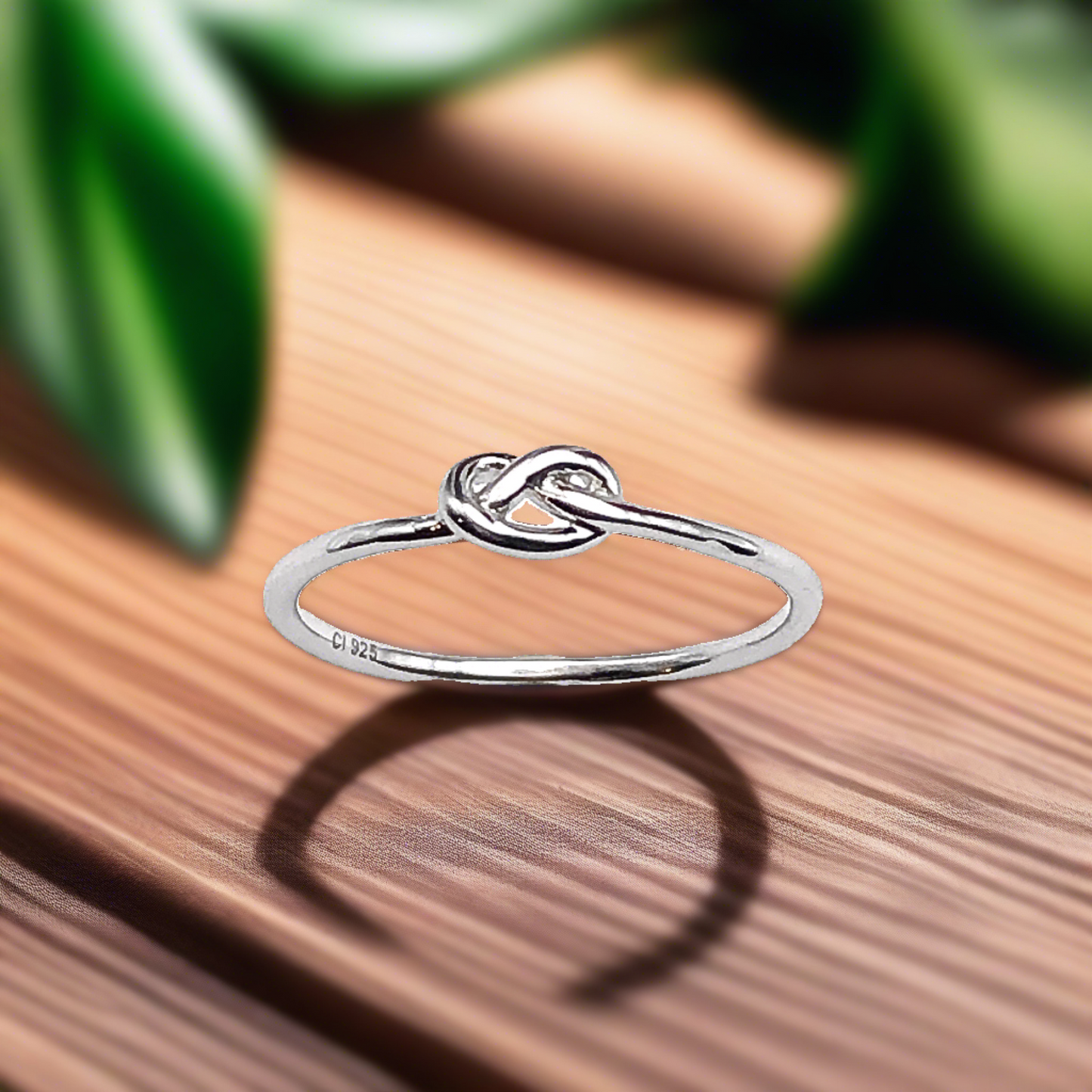 Sterling Silver Ring, sz7.25 Dainty Celtic Knot Ring