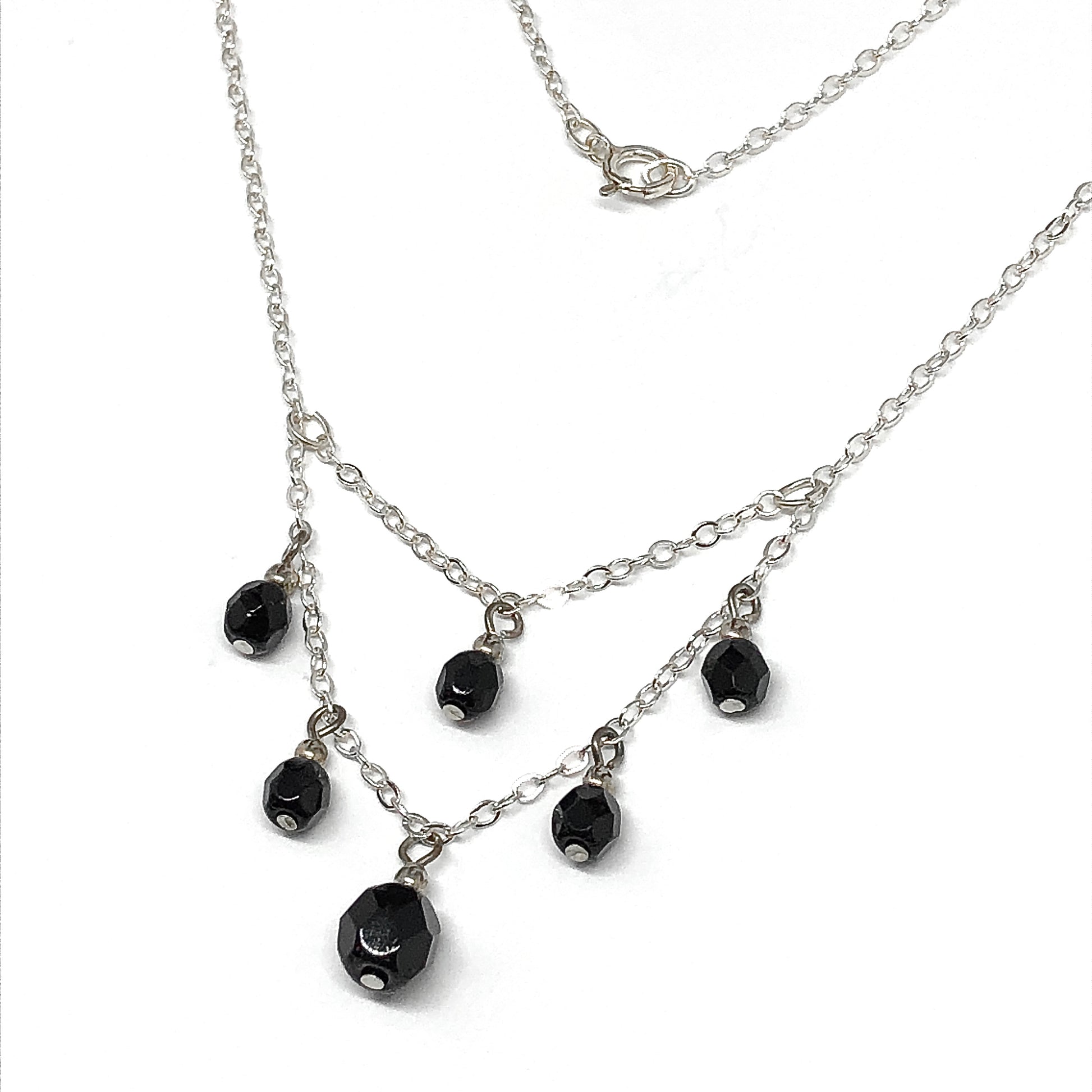 Double-layered necklace with black crystal beads