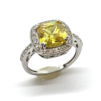 Jewelry - Estate Sterling Silver Shimmery Citrine Yellow Cz Halo Ring