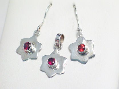 Jewelry sets | Sterling Silver Garnet Birthstone Star Design Pendant Earrings set | Womens Jewelry
