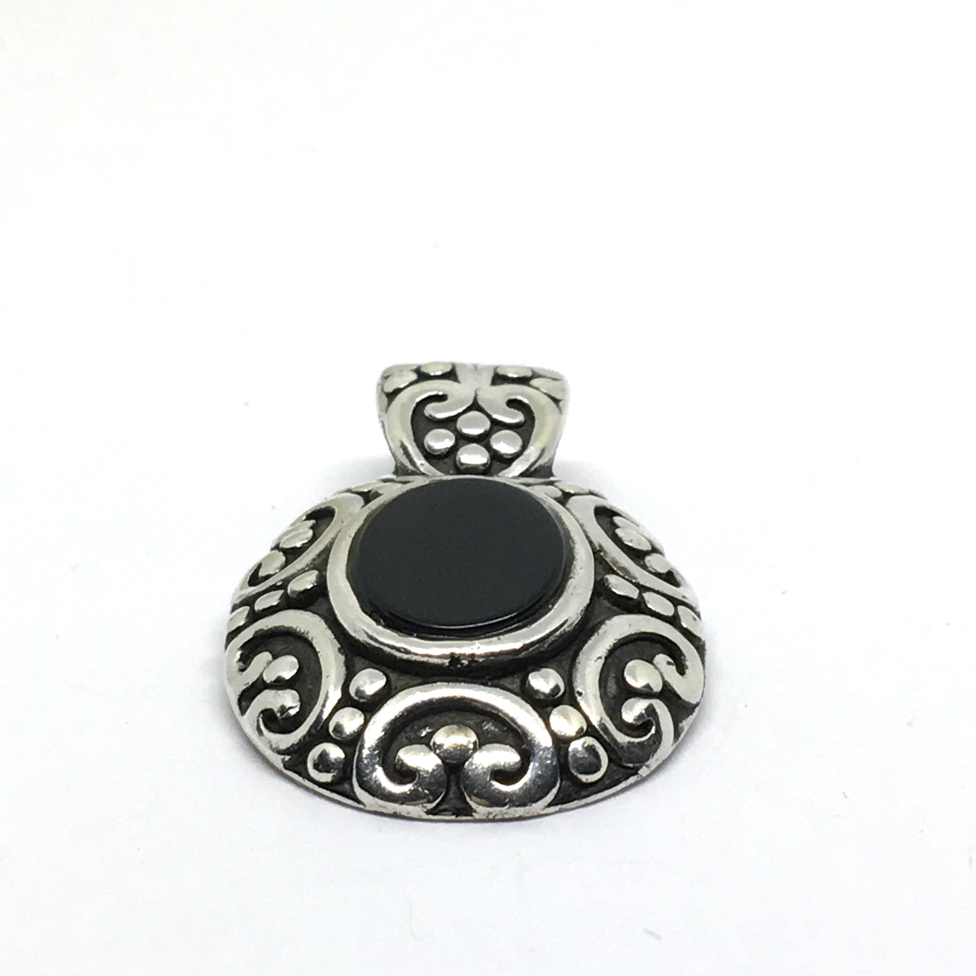 Used Jewelry > Pendant - Men Women Sterling Silver Dark Pool Jet Stone Design Pendant