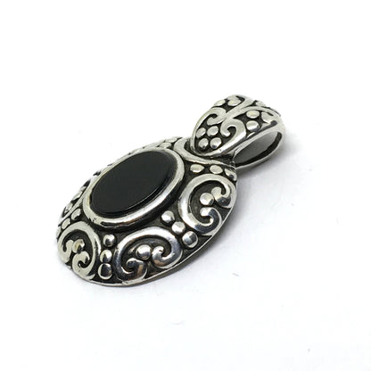 Used Jewelry > Pendant - Men Women Sterling Silver Dark Pool Jet Stone Design Pendant
