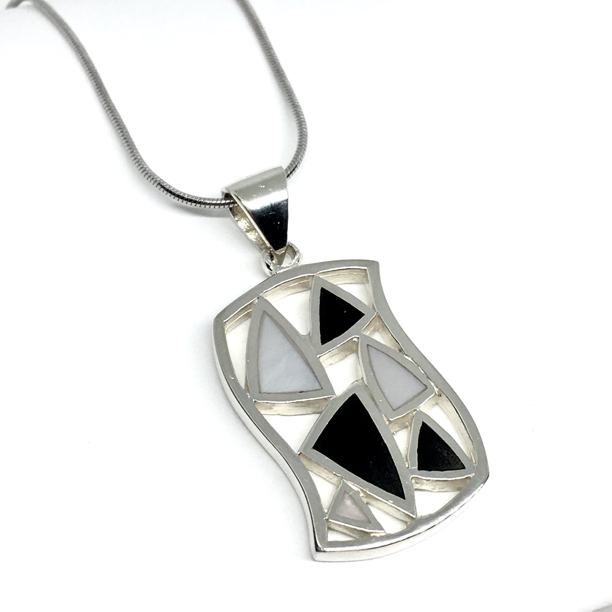Jewelry Mens Womens ~ Sterling Silver Black White Shattered Triangle Design Pendant Necklace set