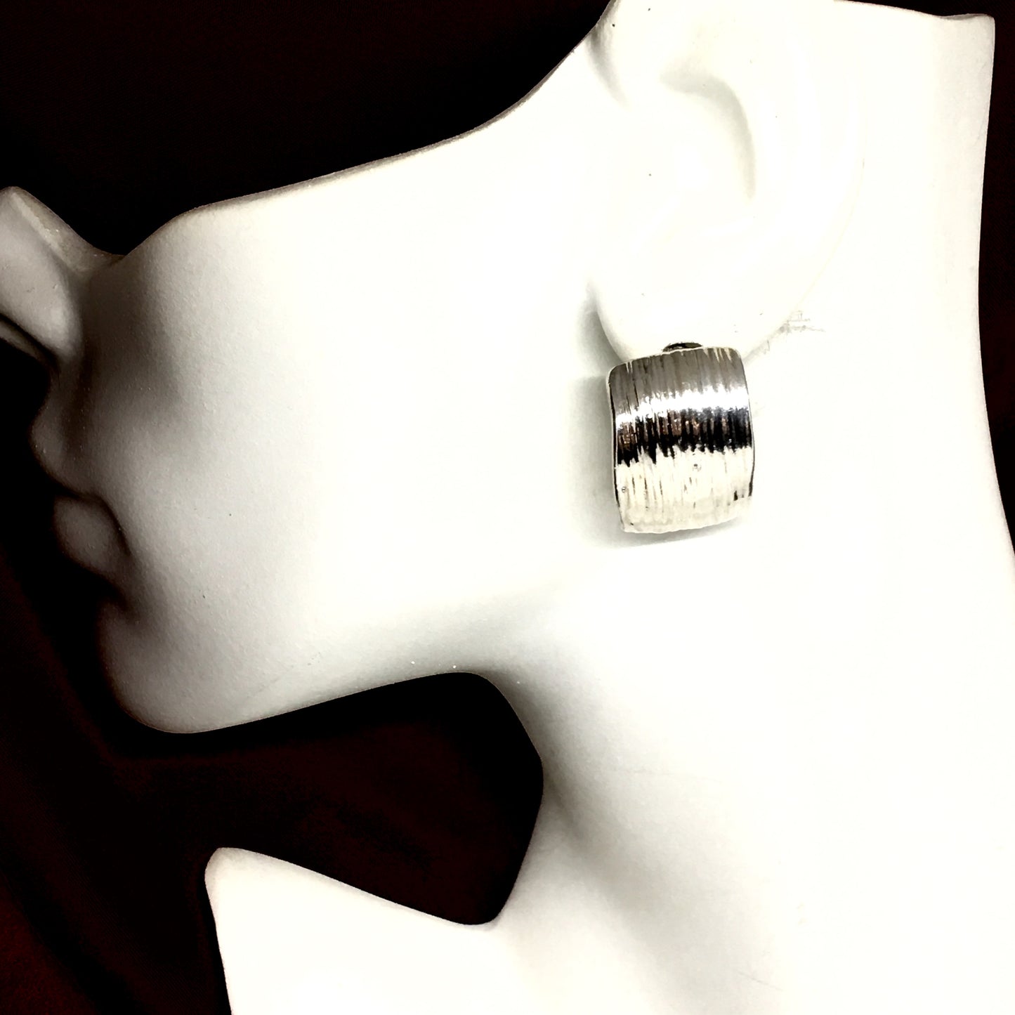 Jewelry Womens - Vintage Sterling Silver Bold Wide Rouched Design Clip-On Earrings