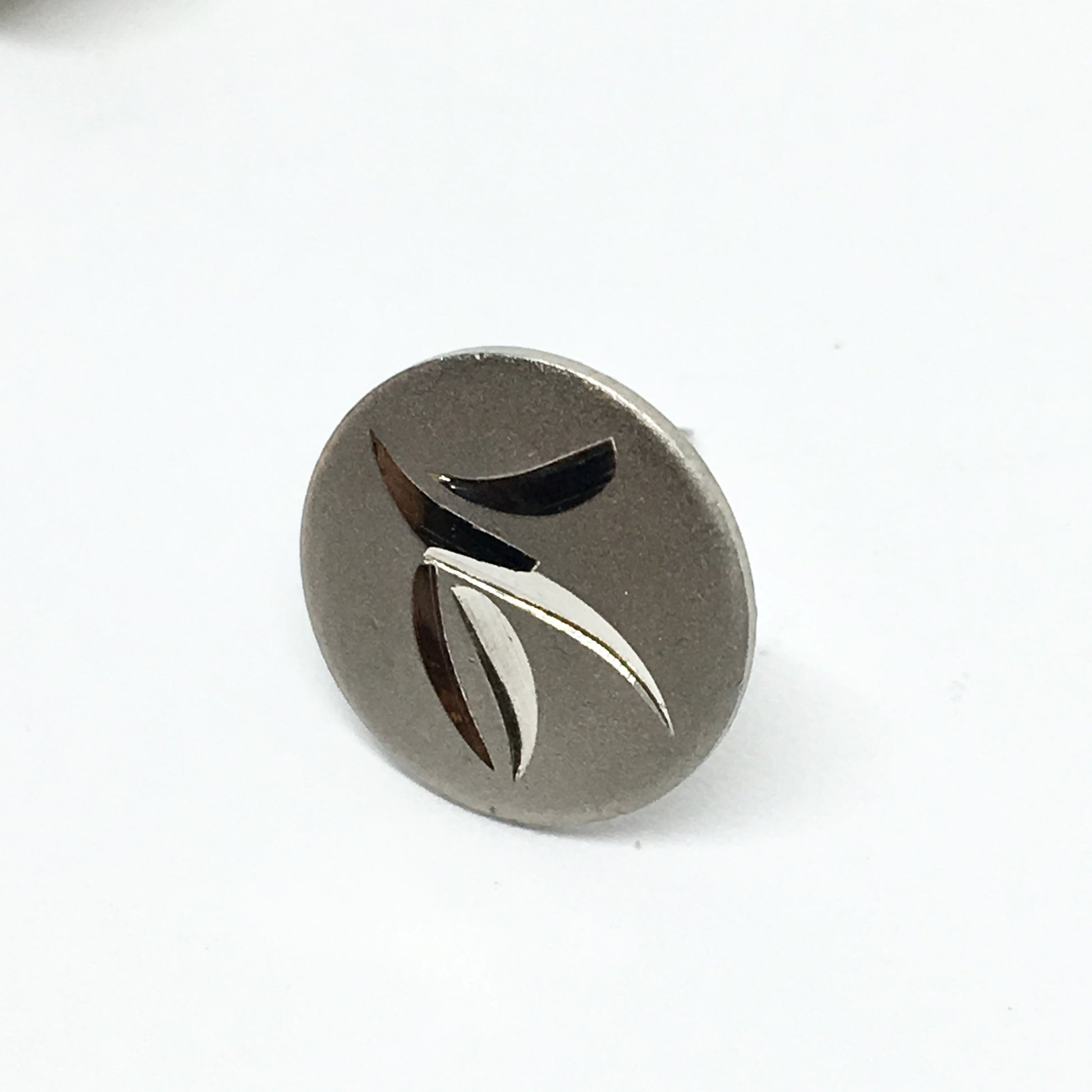 Tie-Tack | Mens used Sterling Silver Diamond Cut Leaf Design Round TieTack