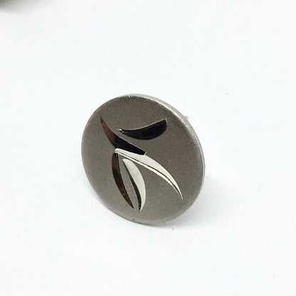 Tie-Tack | Mens used Sterling Silver Diamond Cut Leaf Design Round TieTack