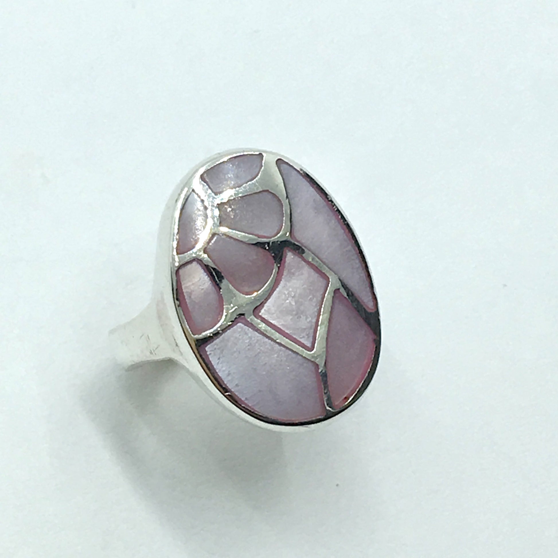 Ring Womens Used Sterling Silver Pink Pearl Geometric Flower Design Oval Ring 