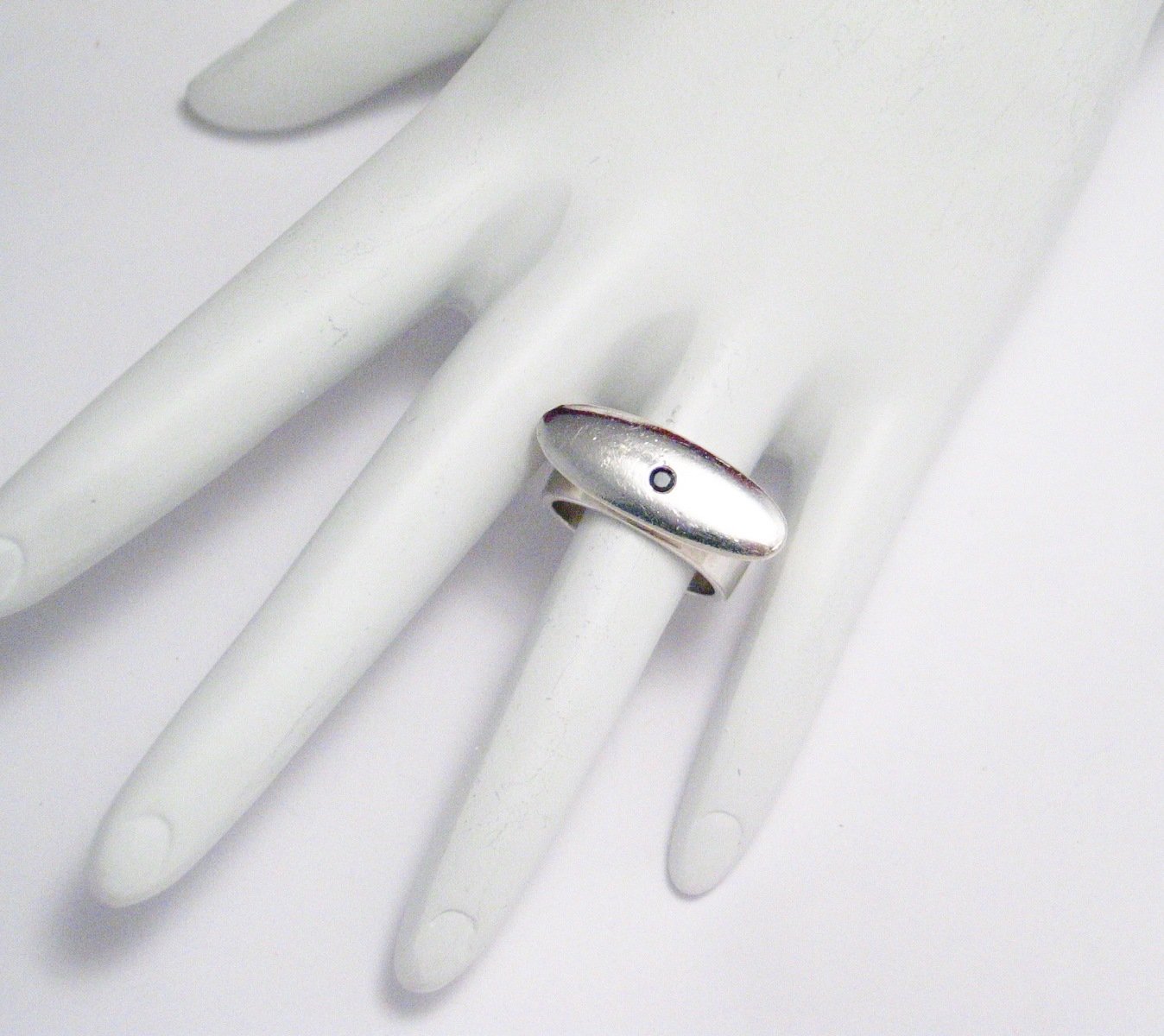 Modernist Ring, Balanced Rock - Zen Art Style Black Onyx Stone Oval Ring - Blingschlingers Jewelry
