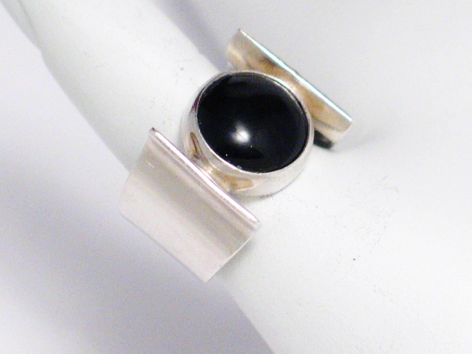 Sterling Silver Ring, sz6 Jet Black Onyx Stone Modern Style Wide Ring - Blingschlingers