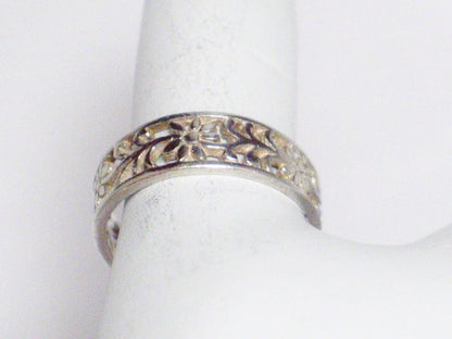 Womenswear Ring | Vintage Sterling Silver Daisy Flower Band 5.25 | Estate Jewelry website online