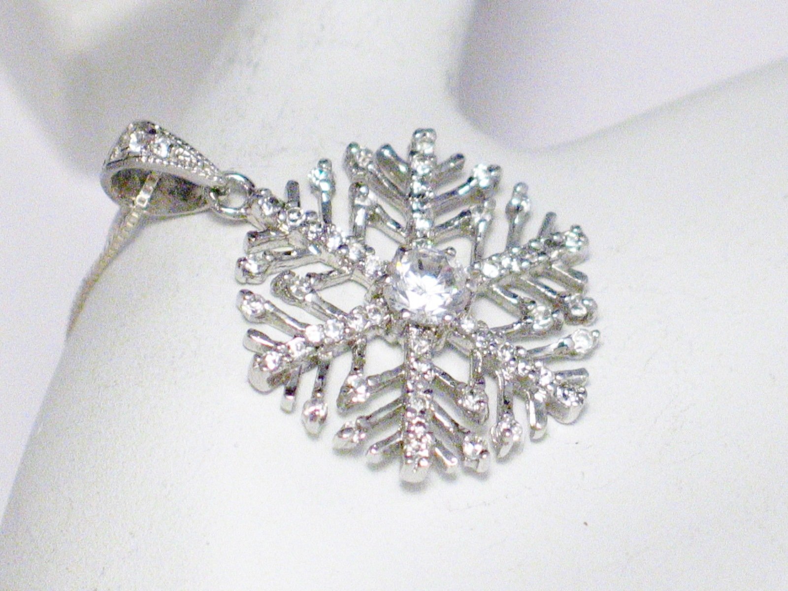 Chain | Womens Sterling Silver Sparkly Cz Snowflake Pendant Necklace 18" | Necklaces