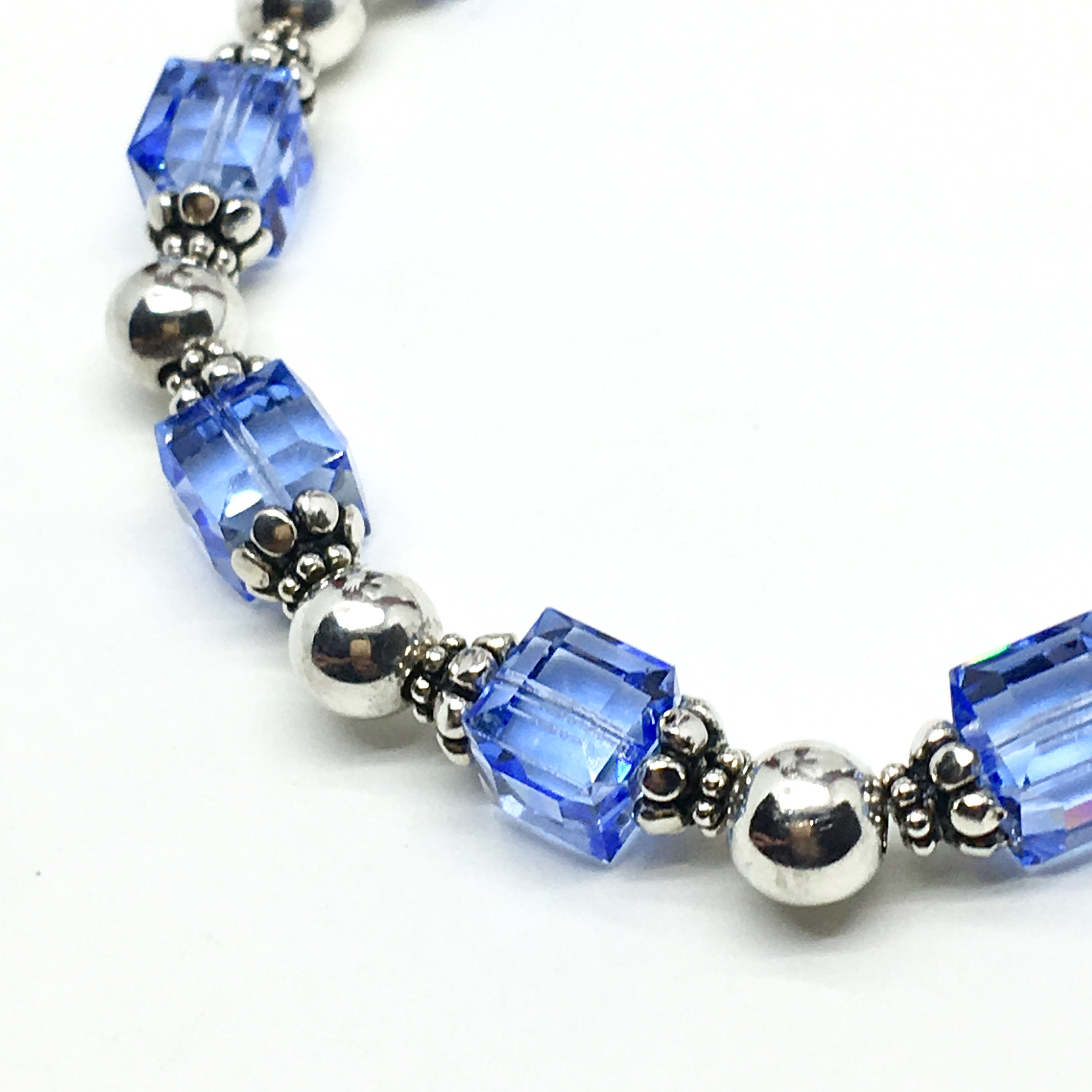 Bracelet - Womens Sterling Silver used Blue Crystal Cube Beaded