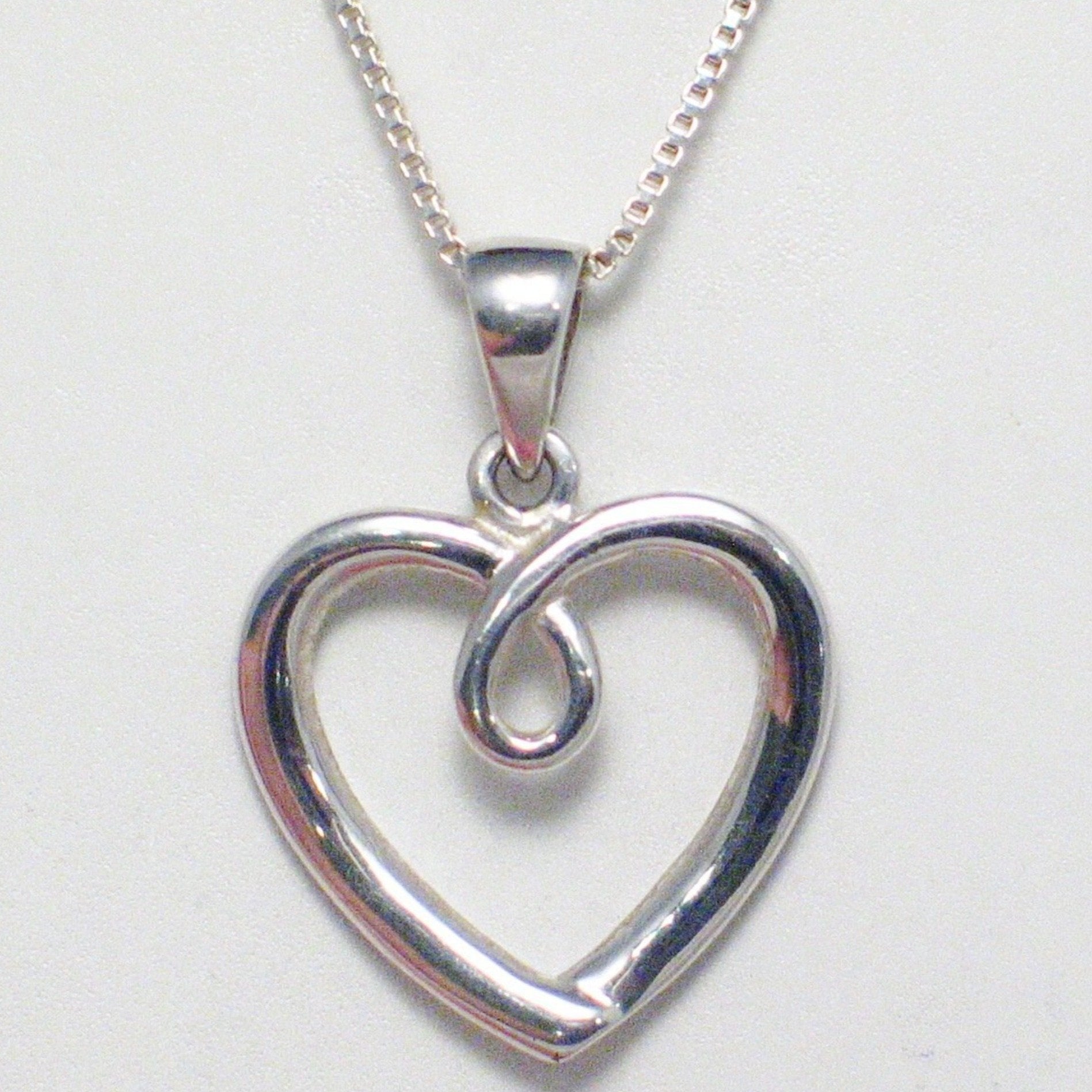 Heart Necklace, Sterling Silver Open Heart Design Pendant Box Chain Necklace Bundle