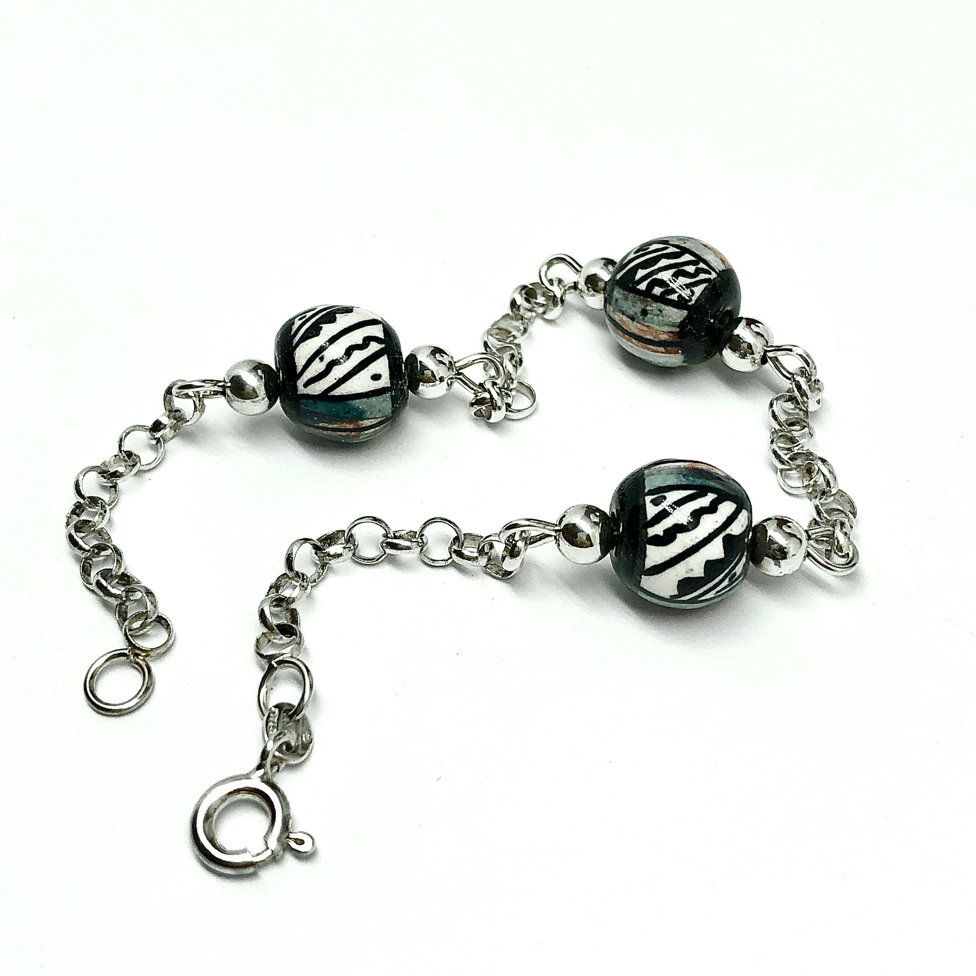 Bead Bracelet | Girls Italian Sterling Silver Porcelain Bead Bracelet 5.75 -6" | Discount Estate Jewelry online at Blingschlingers.com