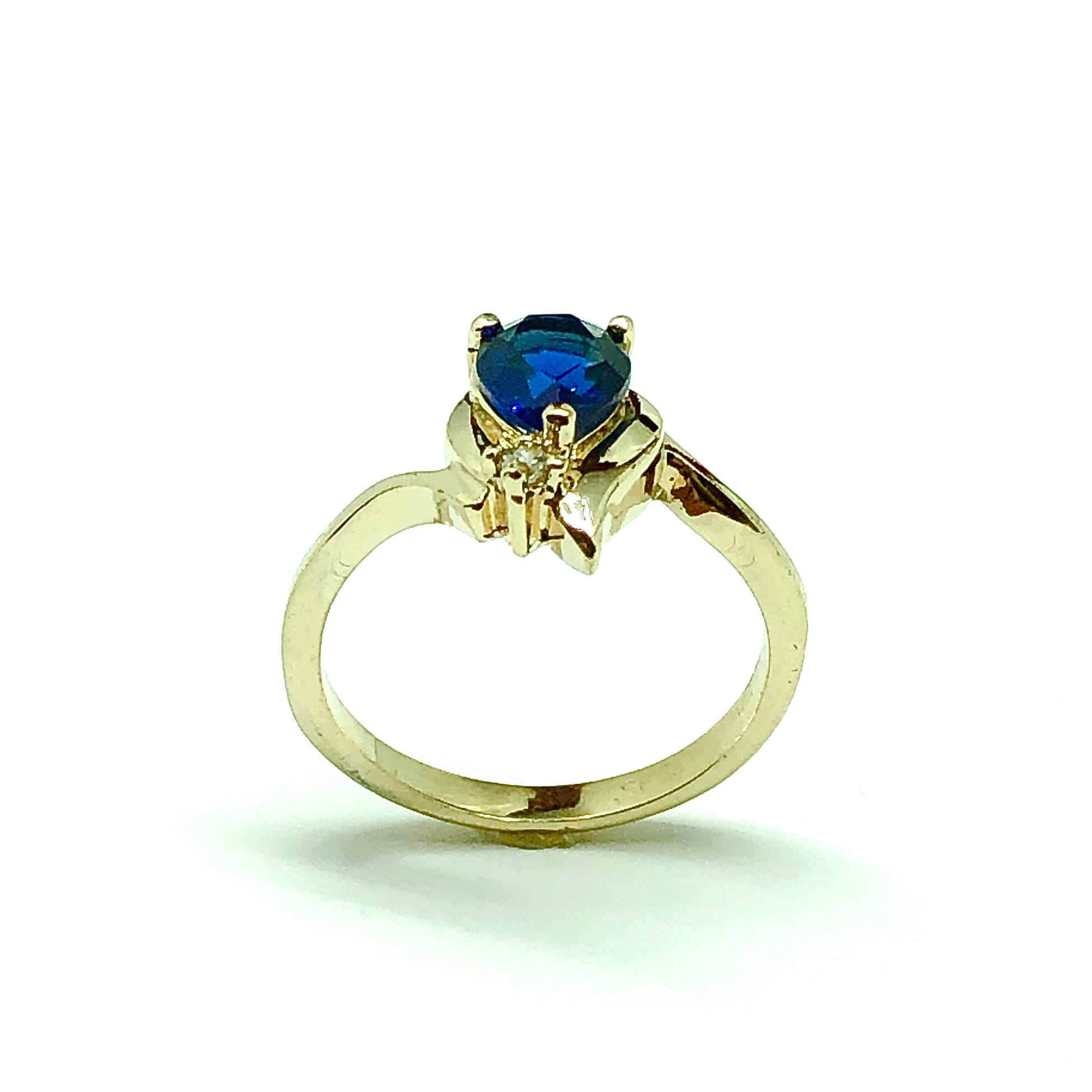 Estate Jewelry | Gold Chevron Sapphire Blue Stone Pear cut Solitaire Ring Womens