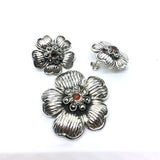 Pre-owned Jewelry > Womens Sterling Silver Captivating Garnet Dogwood Flower Brooch & Earrings set - Blingschlingers 