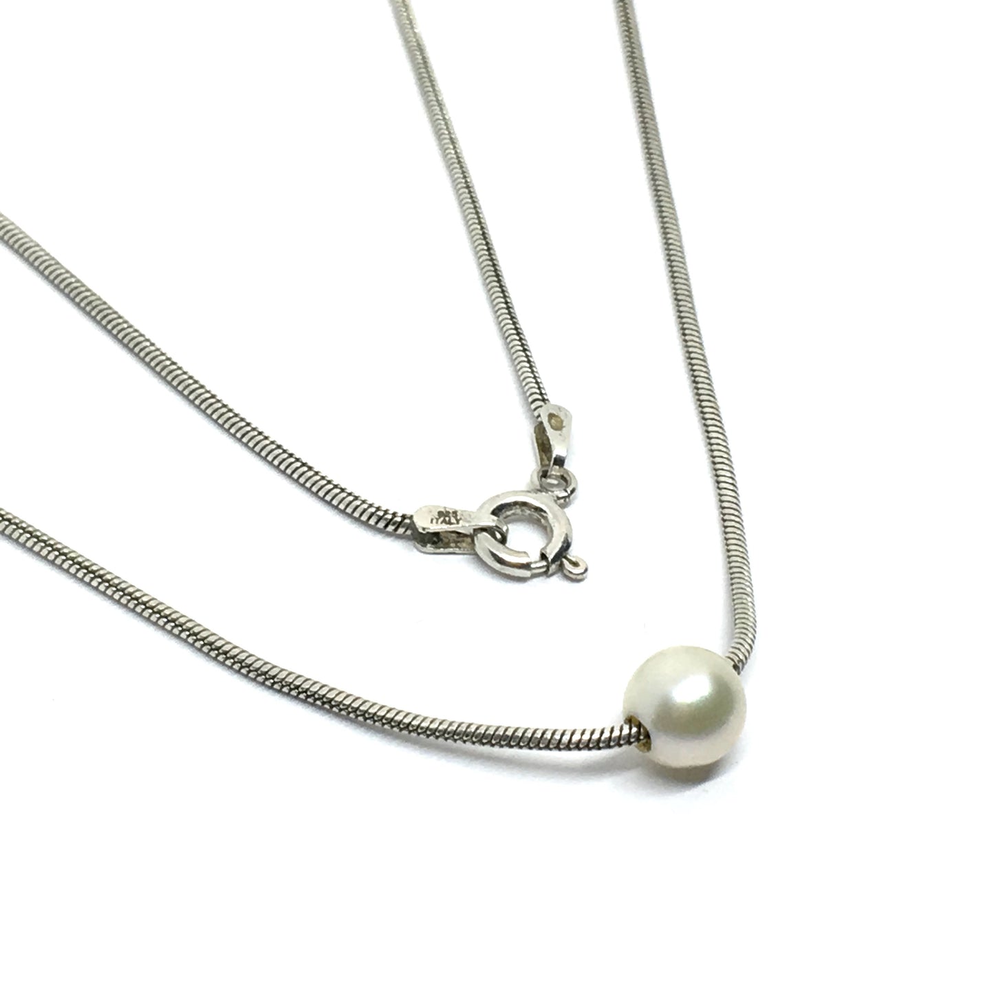 Used Jewelry - Womens 18" Sterling Silver Elegant White Pearl Sleek Snake Chain Necklace 