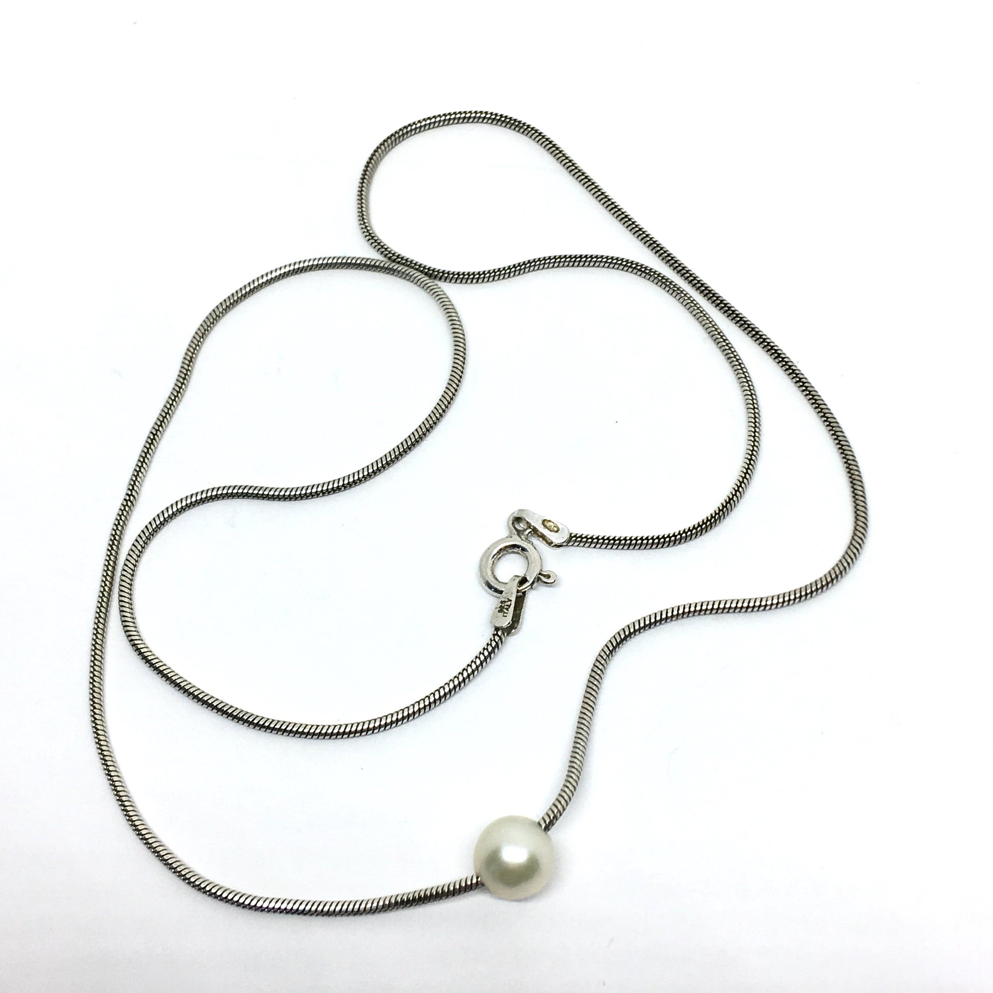 Used Jewelry - Womens 18" Sterling Silver Elegant White Pearl Sleek Snake Chain Necklace 