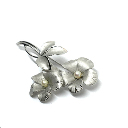 Brooch / Lapel Pin - Vintage 60s Sterling Silver Sculpted 3-D Flower Pearl Brooch Lapel Pin
