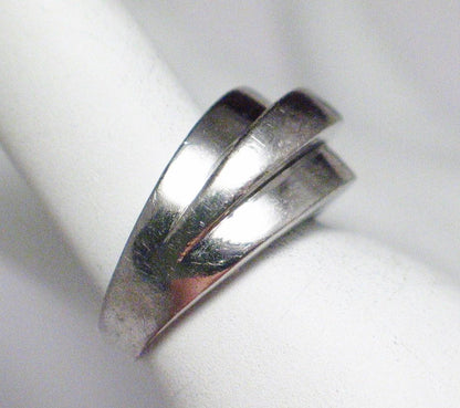 Silver Rings | Silver 11mm Modernist Style Plain Band Ring  7.25 | Discount Estate Jewelry