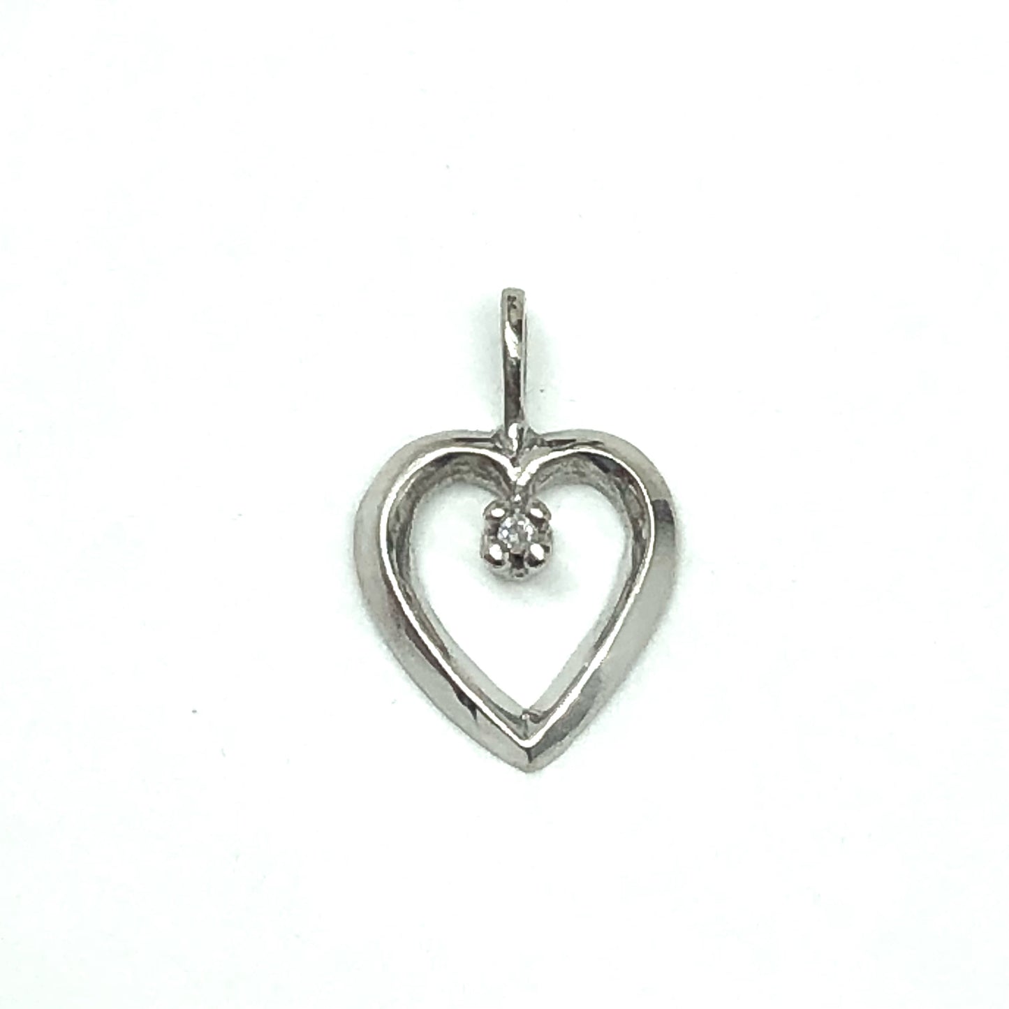 Jewelry used - Dainty 10k White Gold Open Heart Design Diamond Pendant