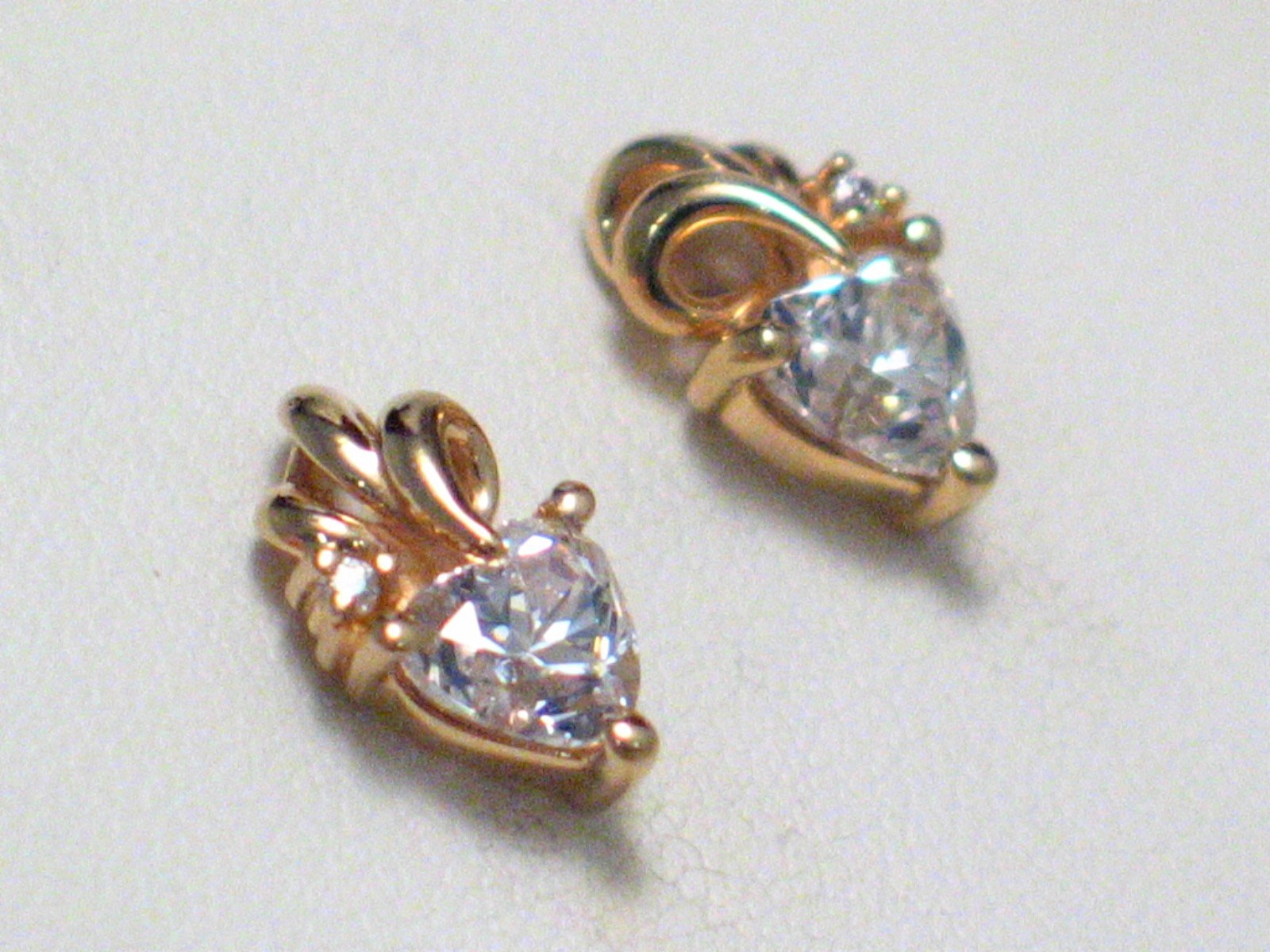 Stud Earrings, Shimmery Cz Heart & Billowy Plume Design 14k Gold Earrings