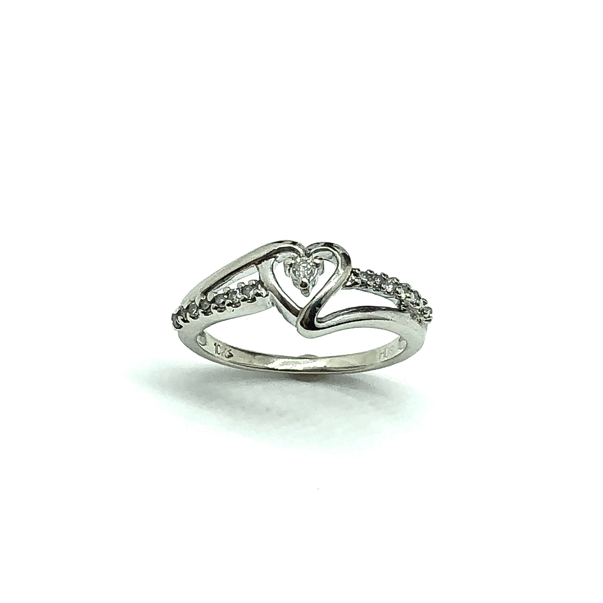 Jewelry used - Delicate 10k White Gold sz 5 Small Diamond Heart Promise Ring