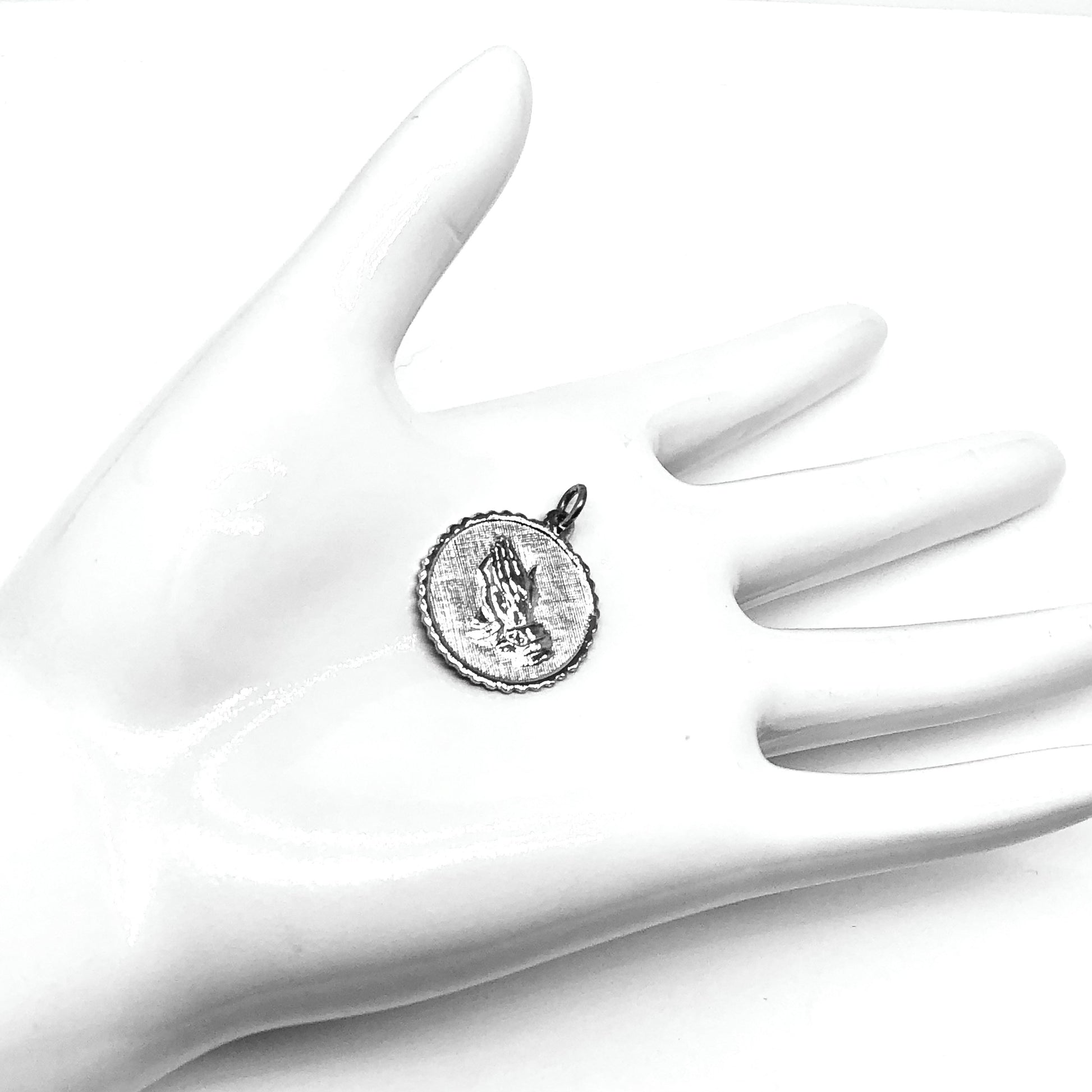 Religious Jewelry | Mens Womens Sterling Silver Praying Hands Medallion Charm Pendant