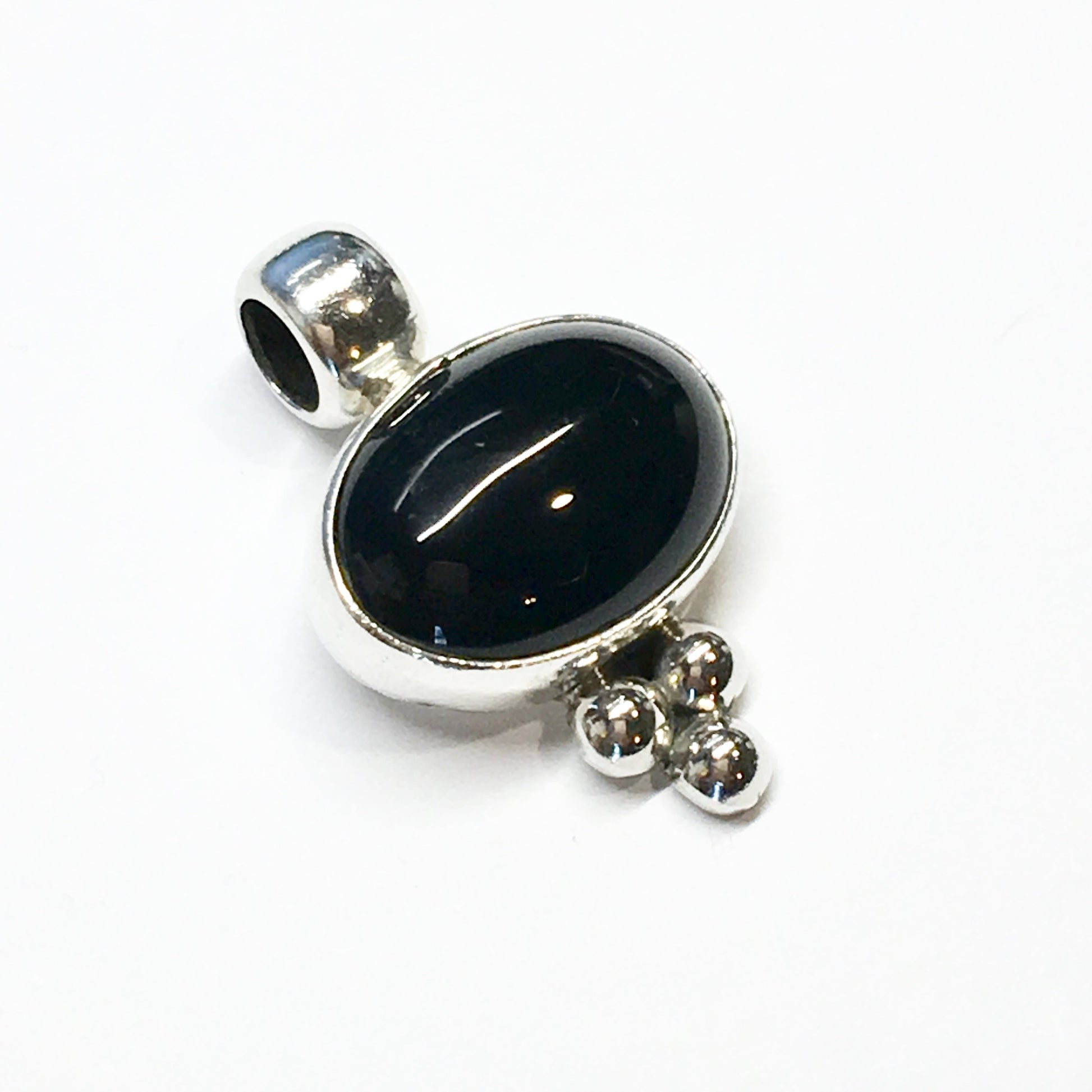 Pendant, Jet Black Oval Stone Sterling Silver Pendant - Discount Estate Jewelry