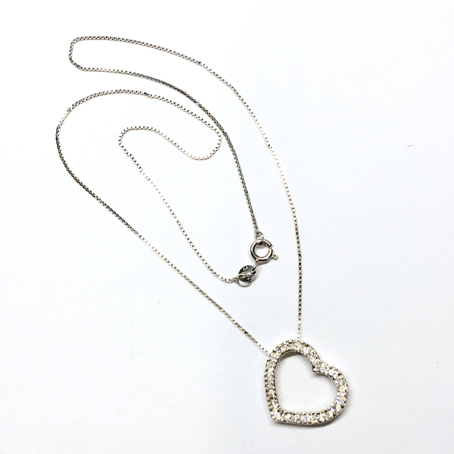 Used Jewelry > Necklaces | Womens 18 in Sterling Silver Open Heart Halo Pendant Necklace