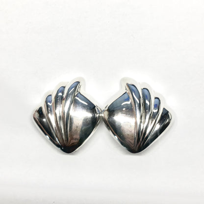 Used Jewelry > Earrings | Womens Sterling Silver A Symmetrical Scalloped Design Clip-On Earrings