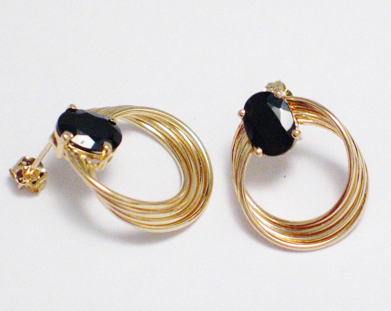 Hoop Earrings | Womens 14k Gold Wavy Salient Hoop Black Spinel Stone Earrings | Blingschlingers Jewelry