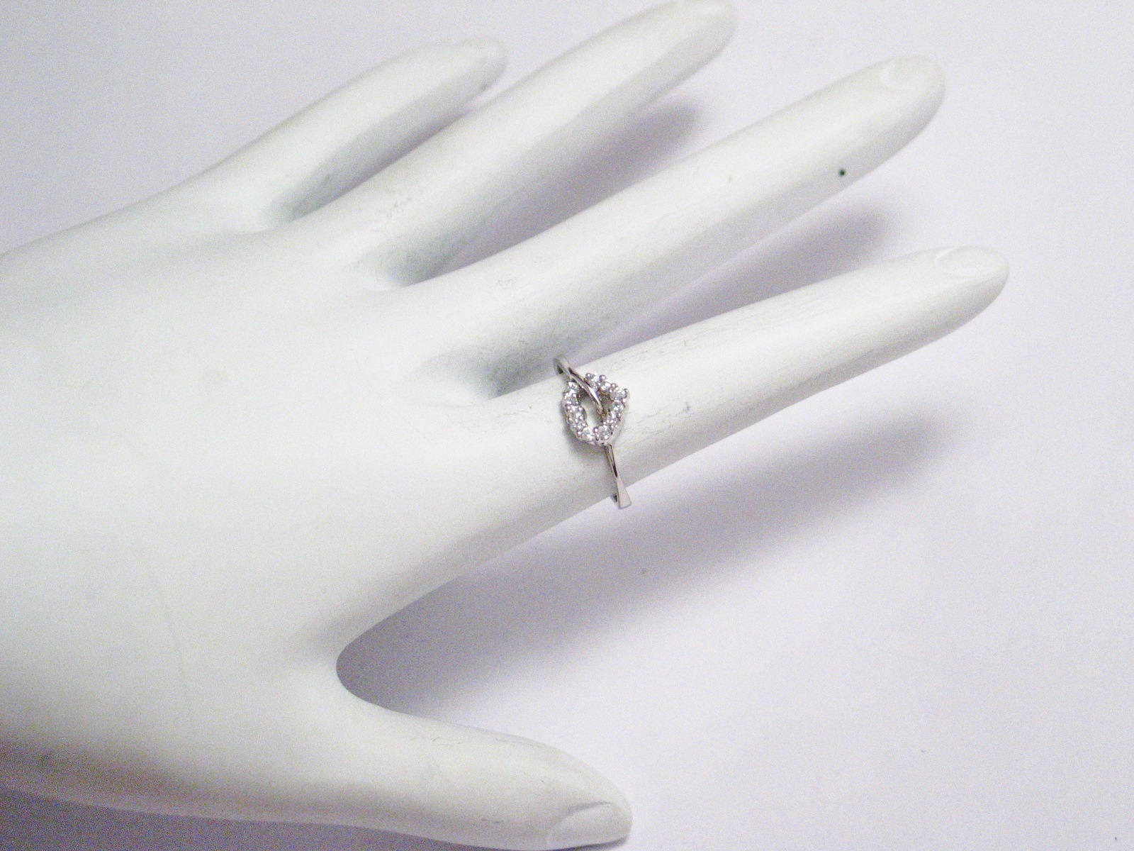 Thin Ring, sz6 Dainty Style White CZ Stone Sterling Silver Heart Ring - Womens Jewelry