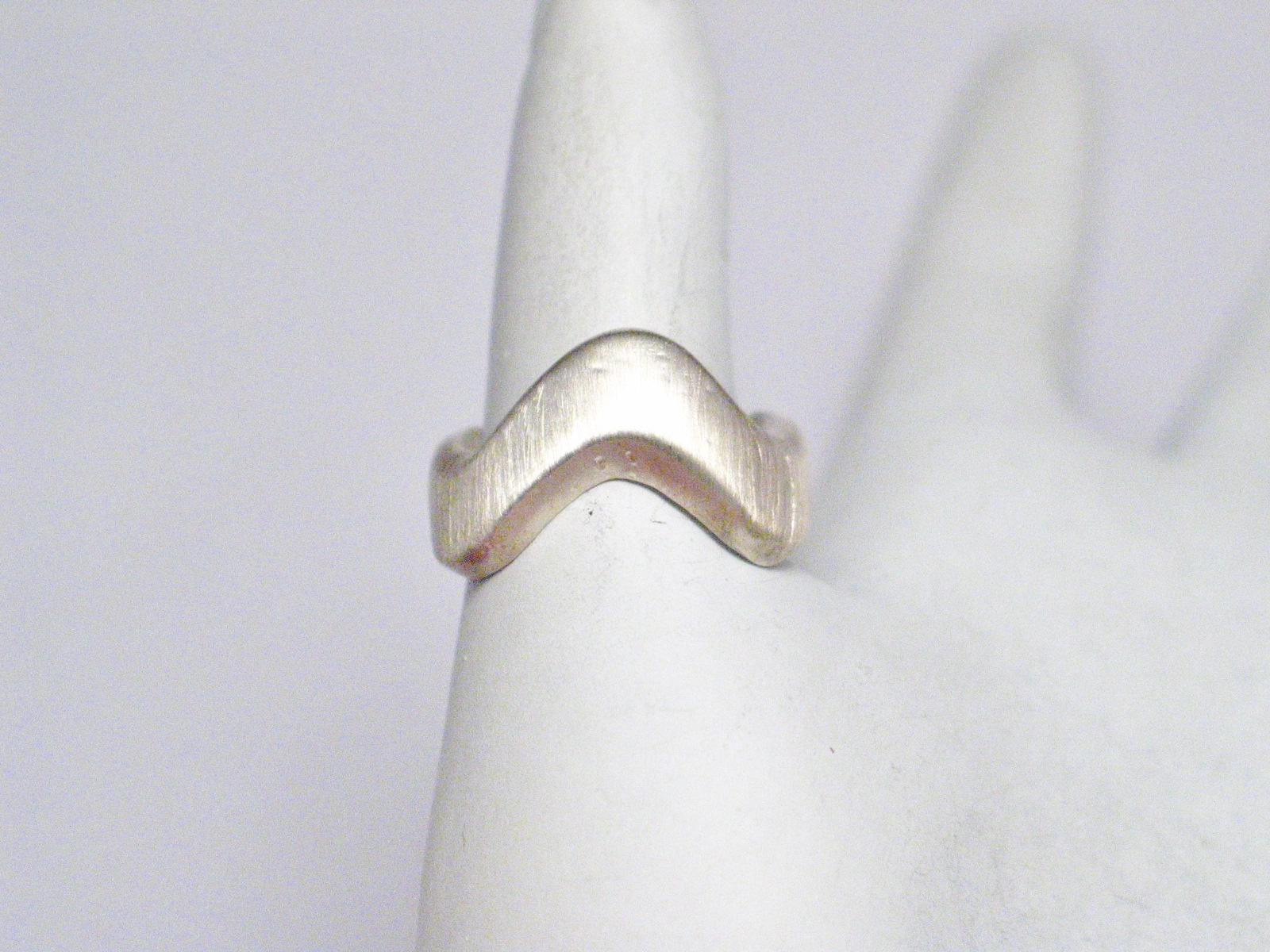 Silver Ring | Sterling Silver Rugged Wavy Design Band sz6 | Jewelry