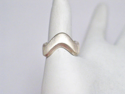 Silver Ring | Sterling Silver Rugged Wavy Design Band sz6 | Jewelry