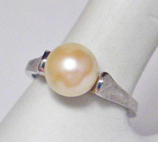 Pearl Ring, Womens sz6.25 Florentine Etched 10k White Gold Pearl Solitaire Ring - Vintage Jewelry - Blingschlingers Jewelry