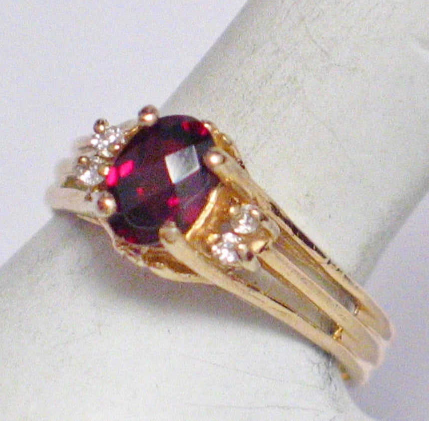 Womens Jewelry 14k Gold Checkerboard cut Natural Garnet w/ DiaRing | Womens 14k Gold Red Garnet White Diamond Cathedral Style Ring | Jewelrymond accents at Blingschlingers.com