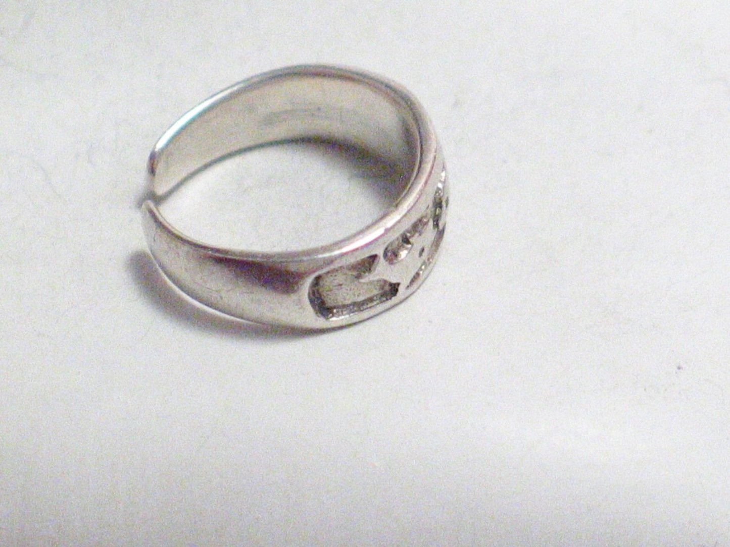 Toe Ring, Cute Dolphin Pattern Band Adjustable sz1.25 Sterling Silver Midi Ring - Discount Estate Jewelry