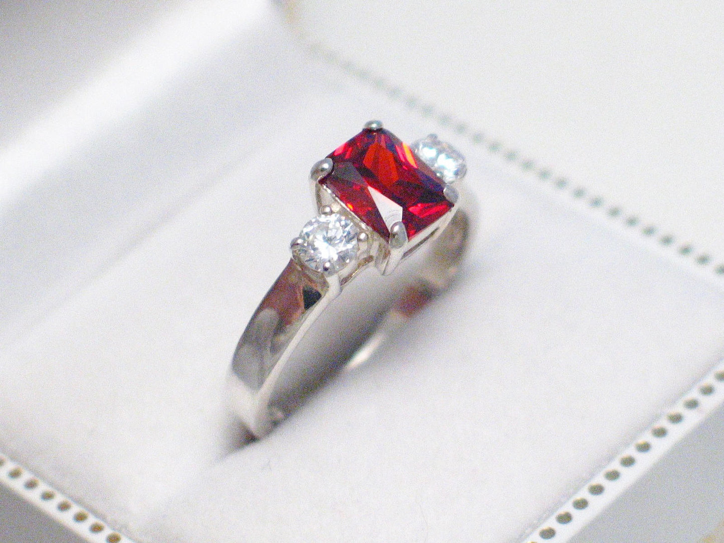 Silver Ring | Sterling Silver Garnet Cubic Zirconia 3 Stone Ring 9.25 | Estate Jewelry