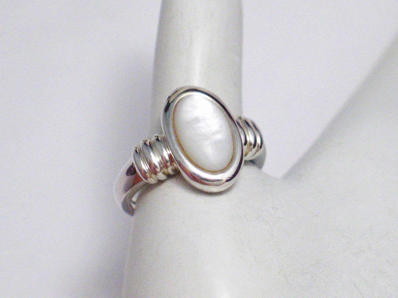 Ring | Sterling Silver Sleek Oval White Pearl Ring 8.25 | Jewelry